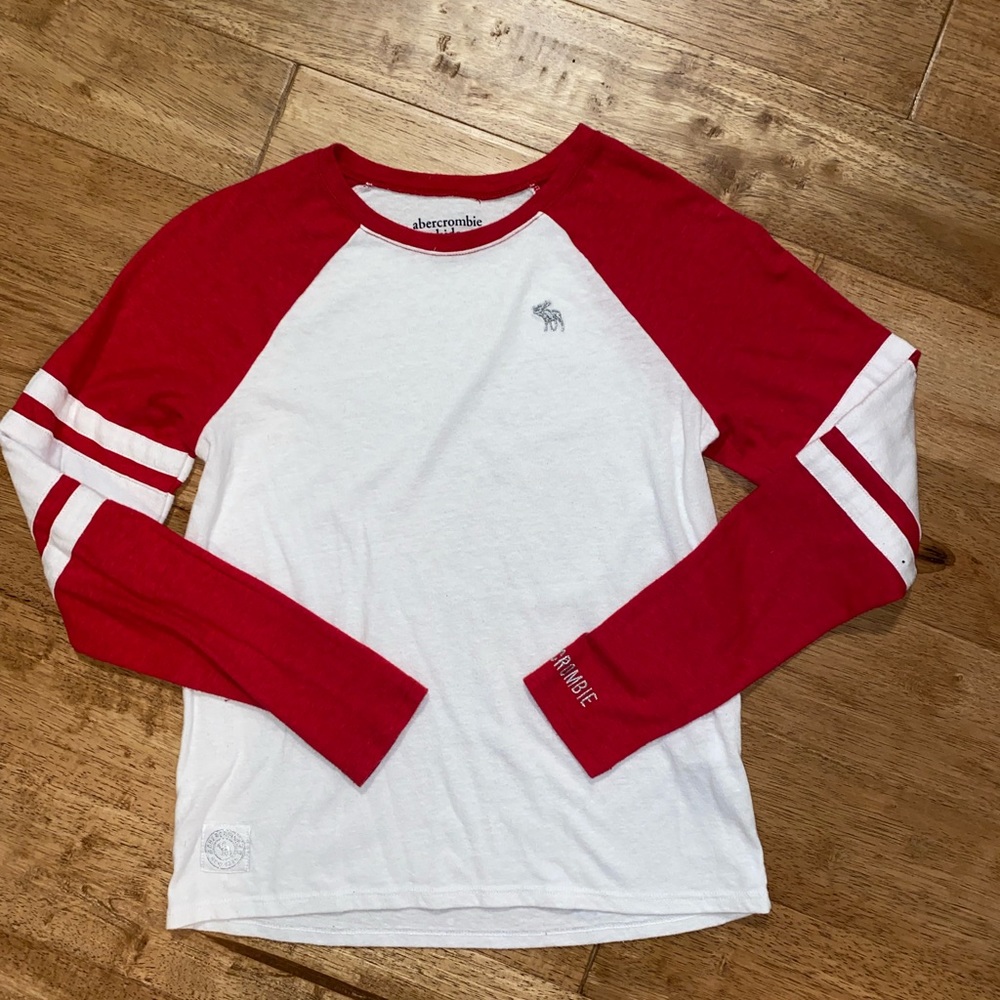 Abercrombie Kids, long sleeve shirt, size 11/12. Red and white.